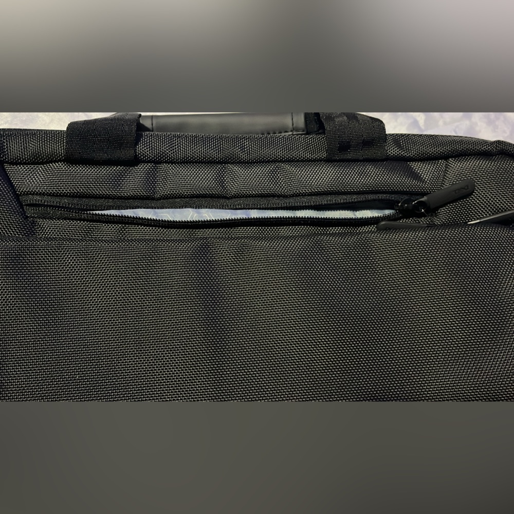 Pro Briefcase 15 - Picture 8 of 15